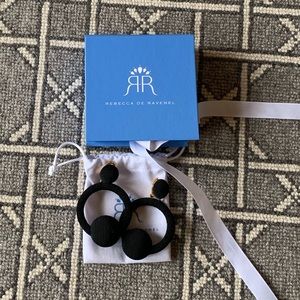 Rebecca de Ravenel Black Hoop La Clip On Earrings